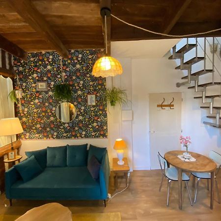 Duplex De Charme A Lessyアパートメント エクステリア 写真